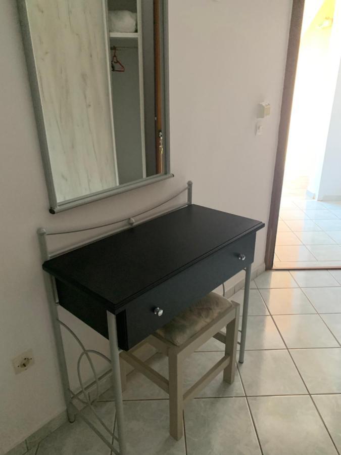 Vlachata Aristomenis Studios מראה חיצוני תמונה